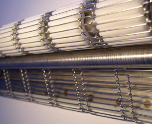 Flat Flex SS Wire Mesh حزام معدني لتبريد ناقل الكيك